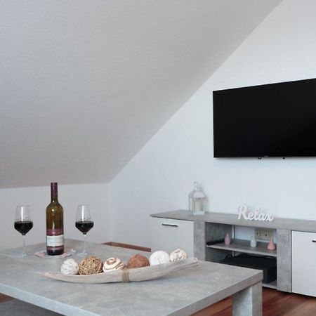 Ferienwohnung Grauschiefer Irsch Eksteriør billede